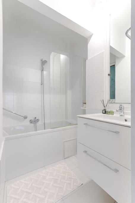Matignon Saint-Honore : Magnifique Appartement 1Br Paris Eksteriør billede